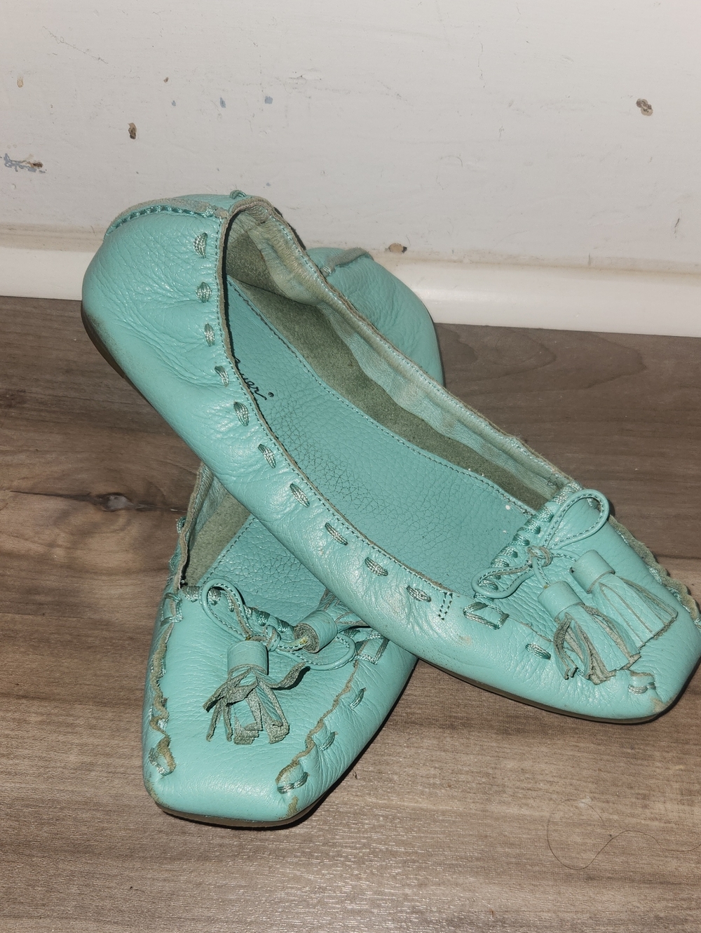Eddie Bauer Tassel Flats